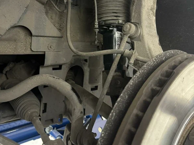 Восстановление всех компонентов пневмо подвески в Москве - Аирматик Про